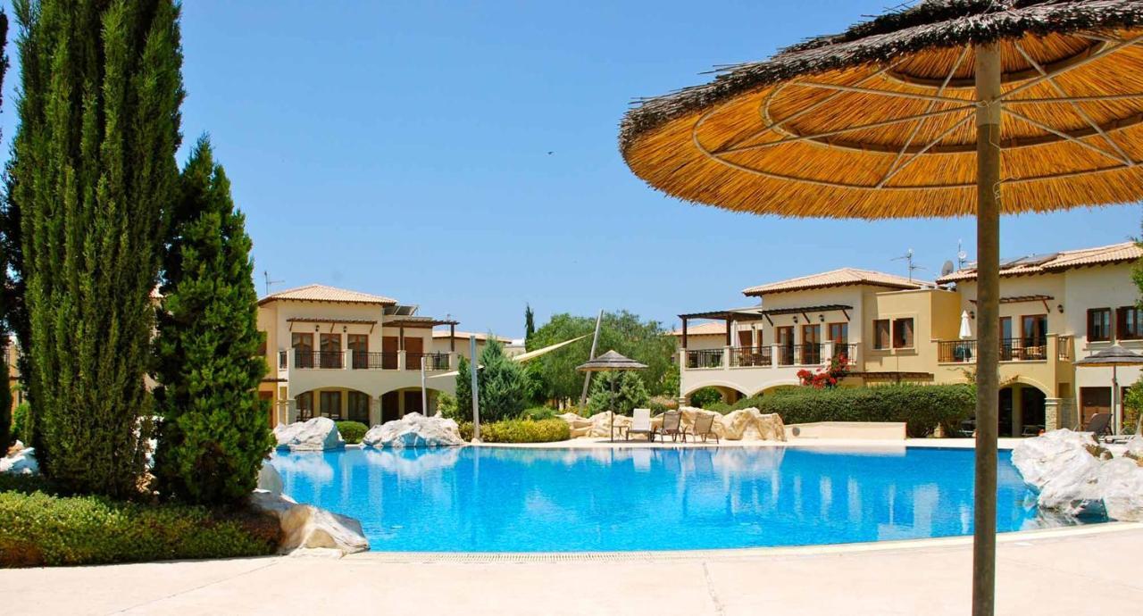 1 Bedroom Apartment Pyrgos With Beautiful Sea And Sunset Views, Aphrodite Hills Resort Kouklia Eksteriør bilde